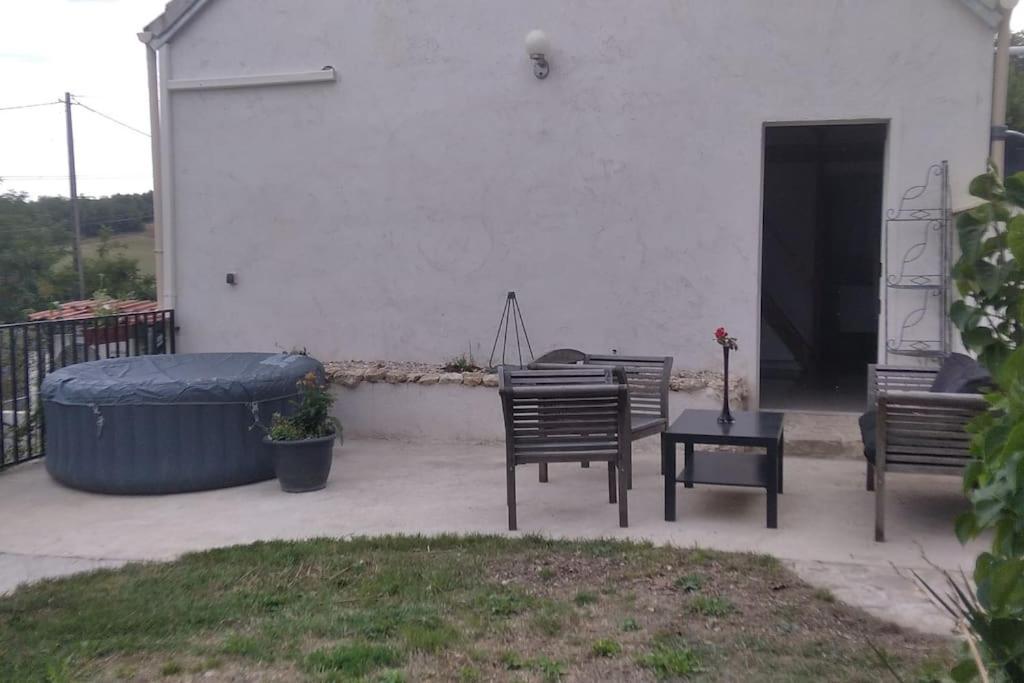 Appartement Joli Duplex Climatise Du Domaine D'Alizira à Maisse Extérieur photo